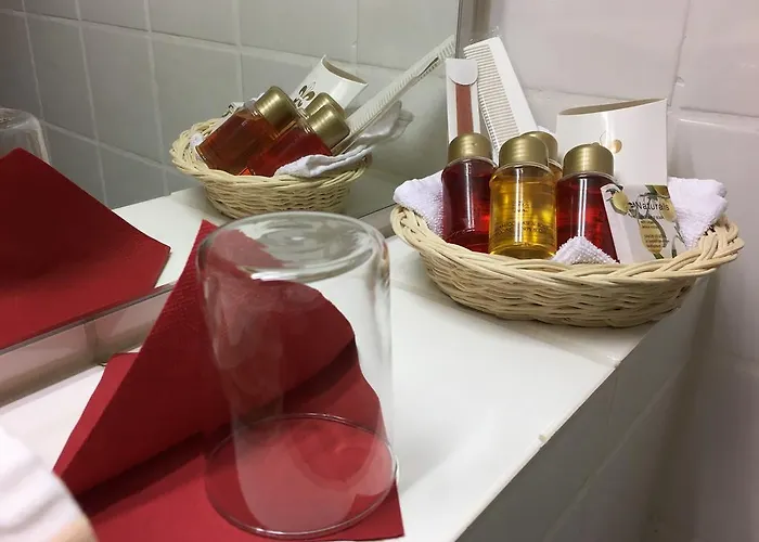 City-hotel Neubrunnenhof Szálloda 3*