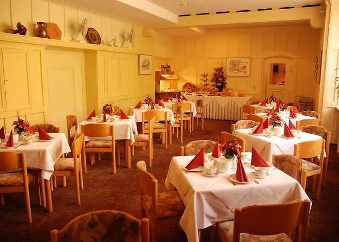 City-hotel Neubrunnenhof ホテル